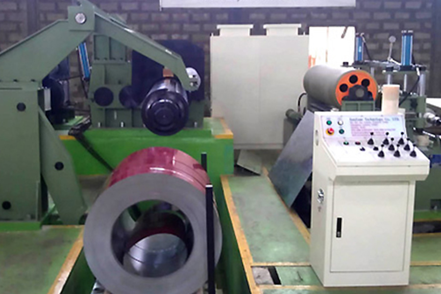 High Speed Metal Slitting Machine Matrial Thicknes 1.5 mm for Steel Coil
